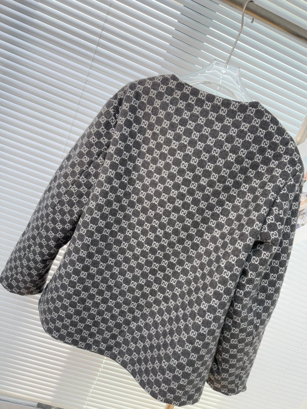 wg.luxury- 6u33i 100％ wool oversized item:D-F409L2313
